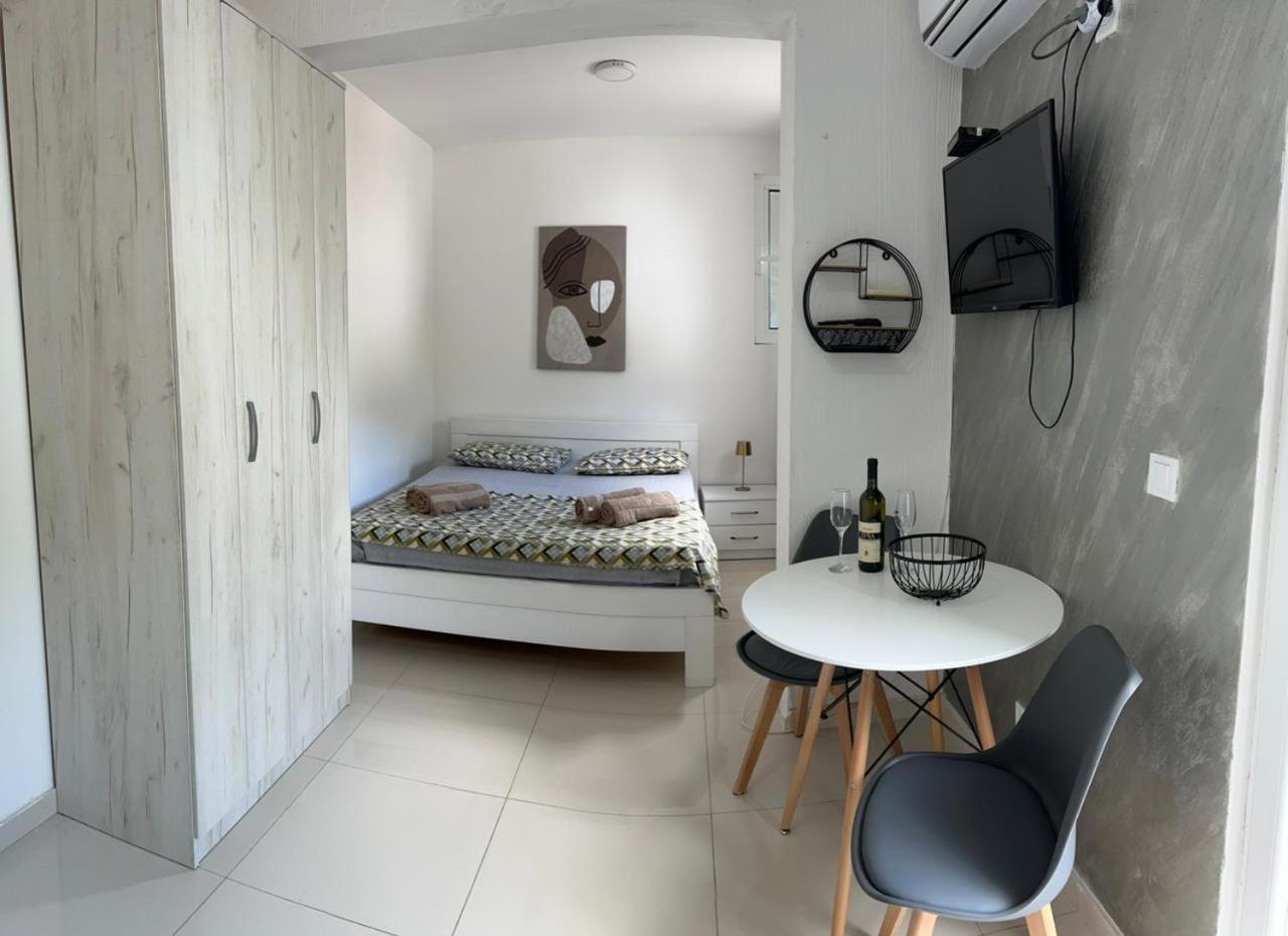 Apartments As บุดวา ภายนอก รูปภาพ