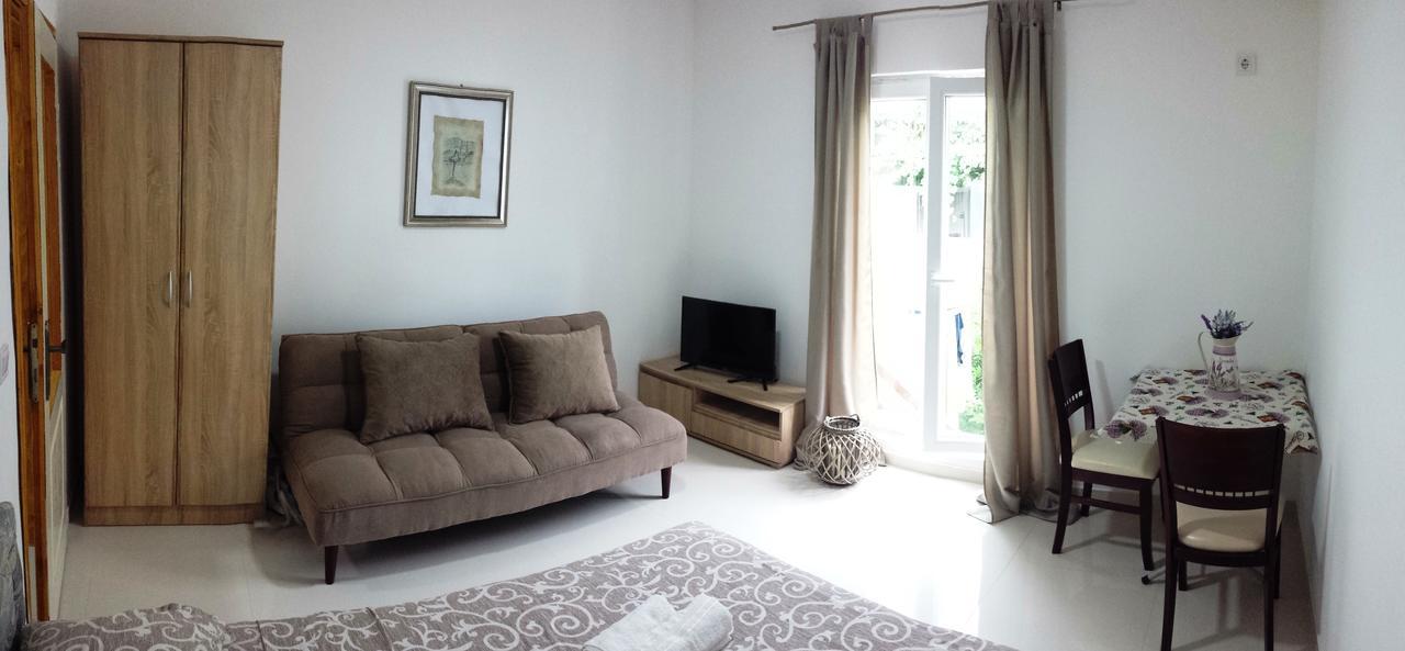 Apartments As บุดวา ภายนอก รูปภาพ